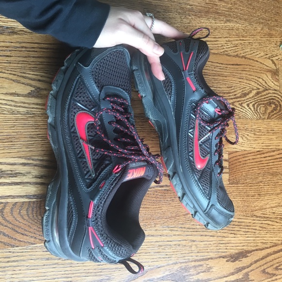 nike hiking shoes womens